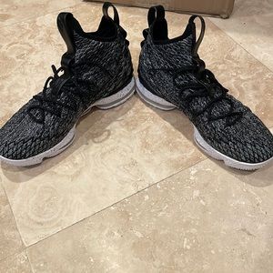 Lebron 15, original colorway, size 13, worn 2x